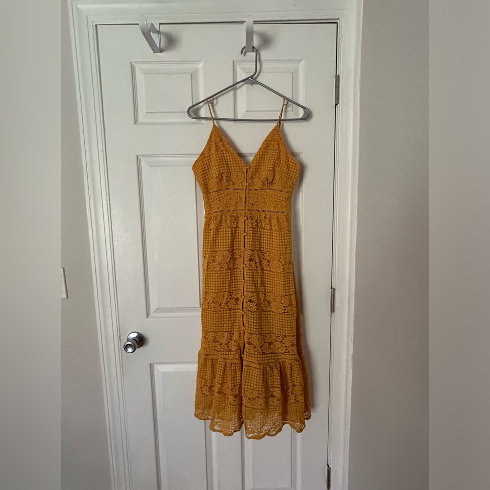 Francesca’s Yellow Midi Button Down Dress